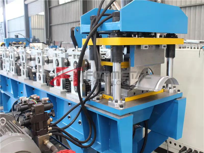 Automatic Ridge Cap Roll Forming Machine