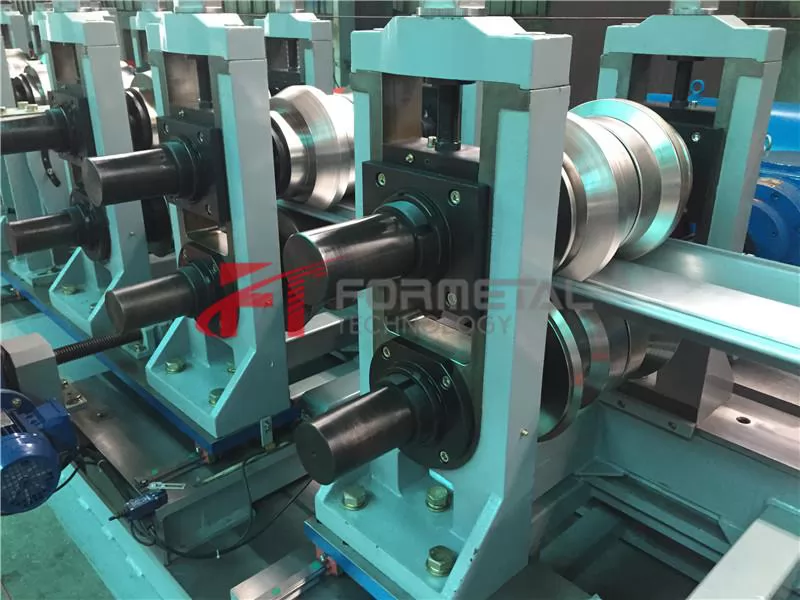 Cassette Type Sigma Roll Forming Machine